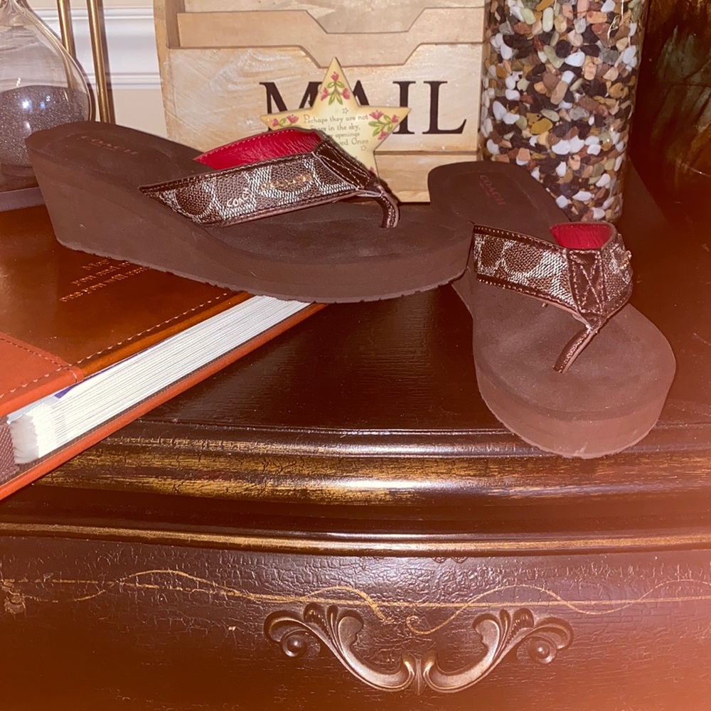✨✨✨Coach Wedge Sandals ✨✨✨